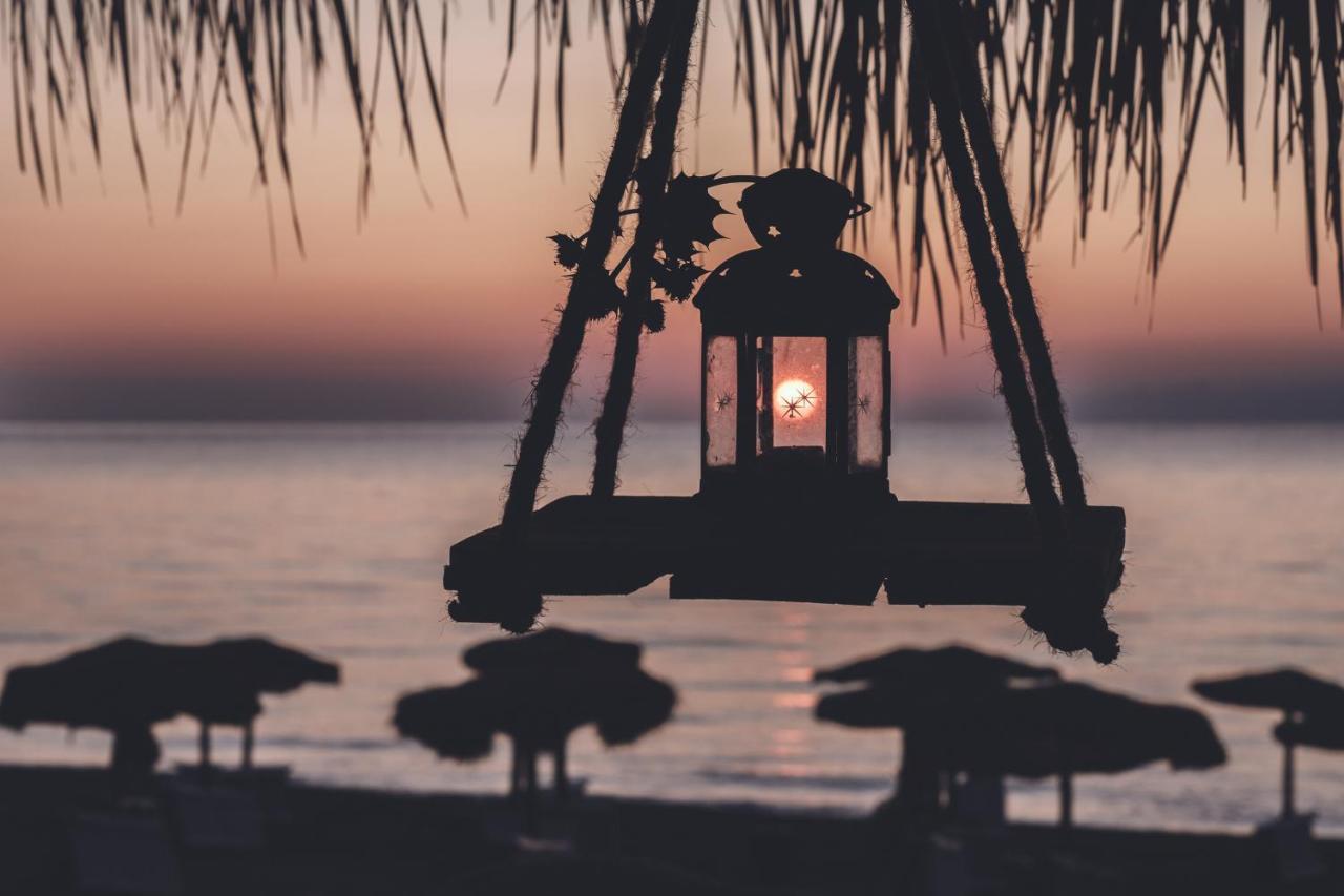 Riva Del Sol Beach Resort Санта-Катерина-делло-Ионио Экстерьер фото
